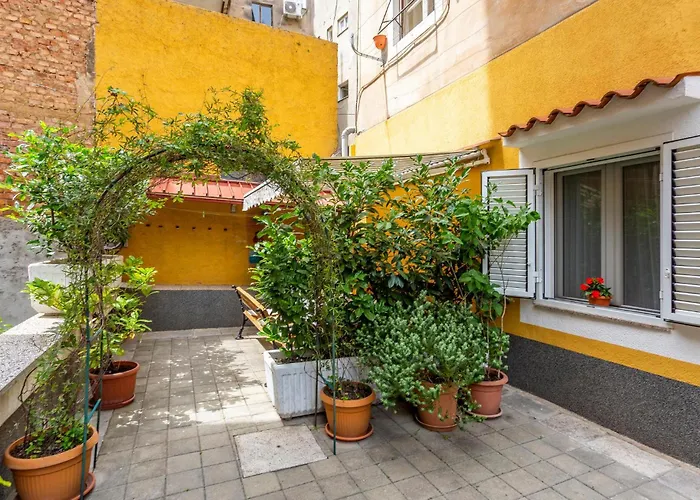 2 Bedroom Stunning In Apartman *