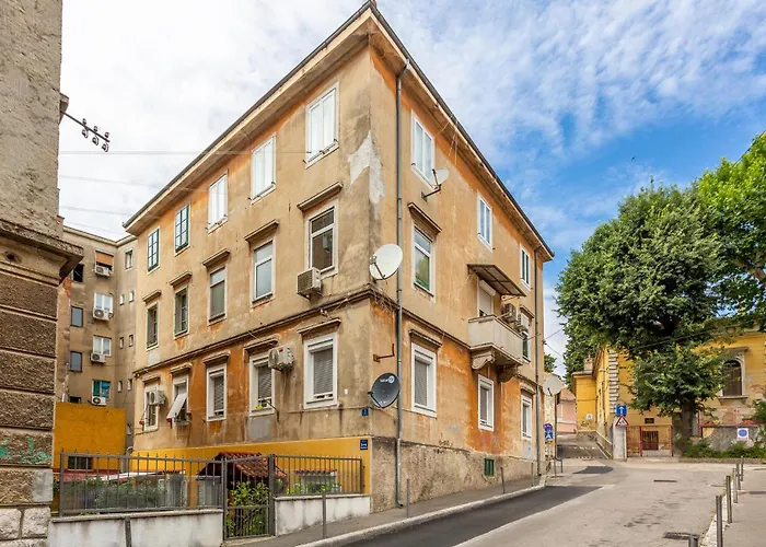 2 Bedroom Stunning In Apartman Fiume